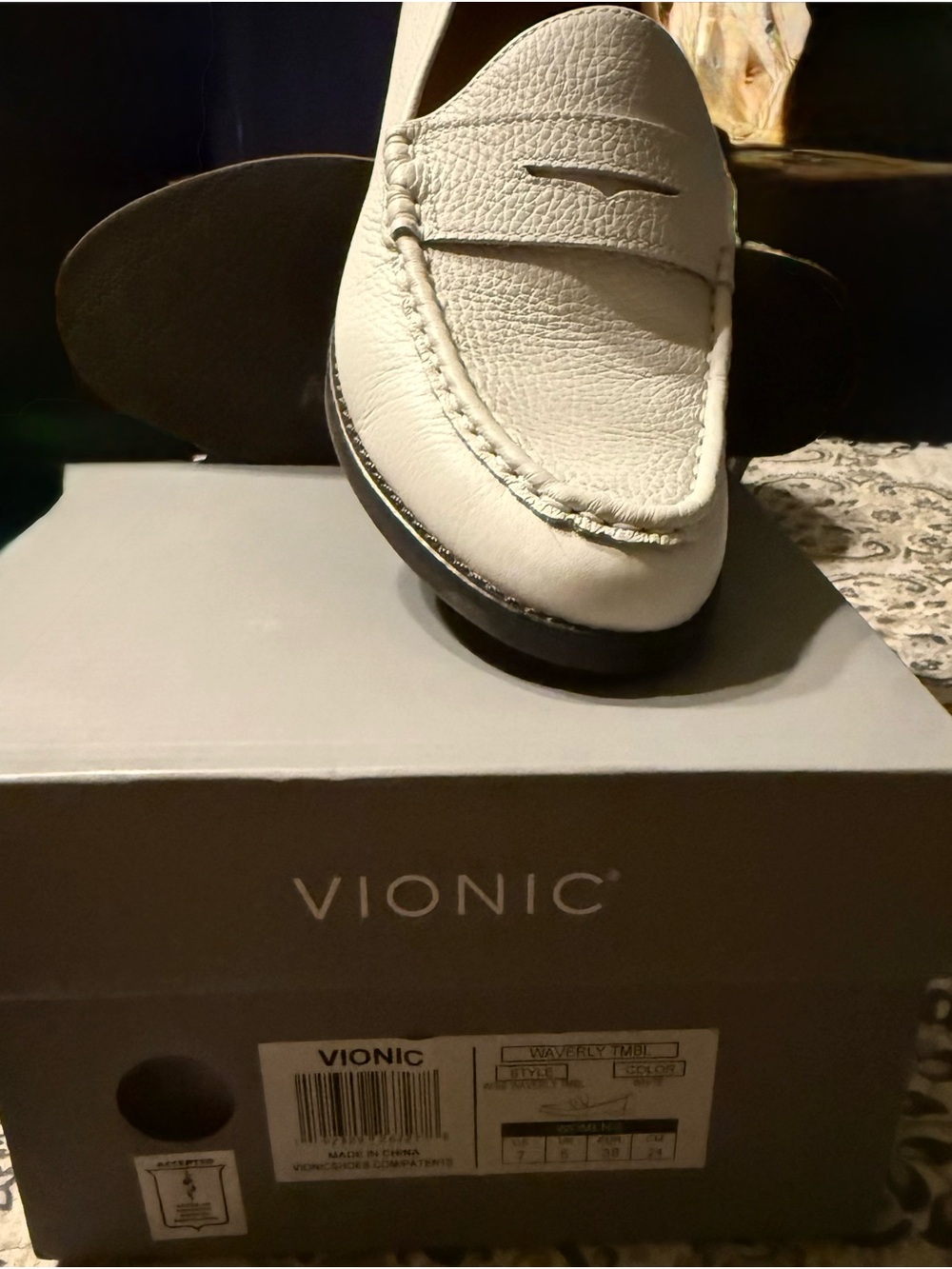 Vionic Women’s White Leather Slip-On Loafer